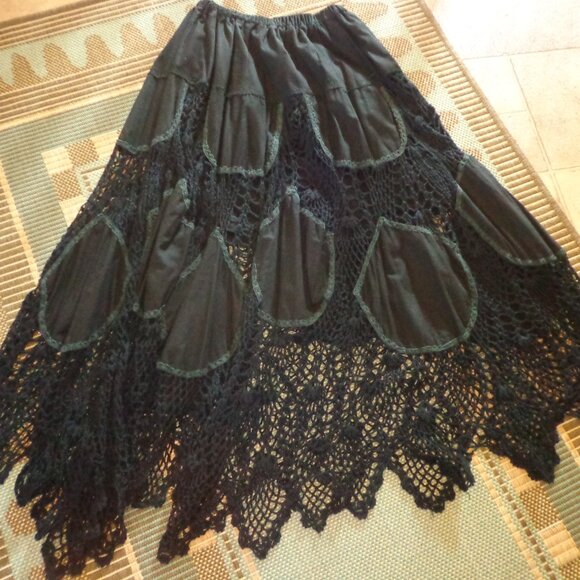 Karen Kane Boho Peasant Crocheted Maxi Skirt M Black Elastic Waist - Picture 11 of 14